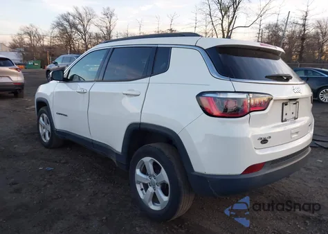 2019 Jeep Compass Latitude 4X4 from USA, damaged, VIN 3C4NJDBB6KT697057